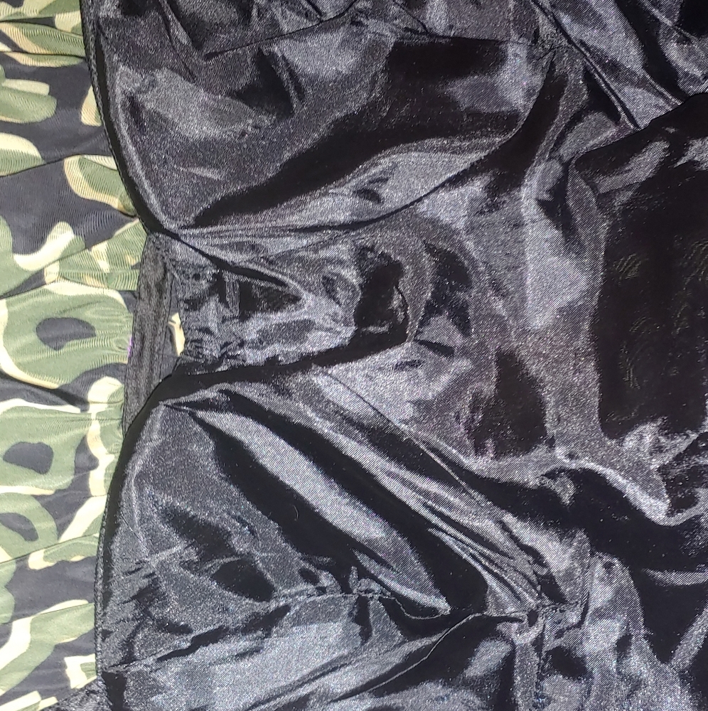 Twelve by Twelve Los Angeles dress.  SIZE M. - Picture 6 of 7